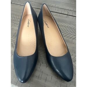 Trotters Women Dark Blue Leather Pointed Toe Kitten Heel Pumps Shoes size 10